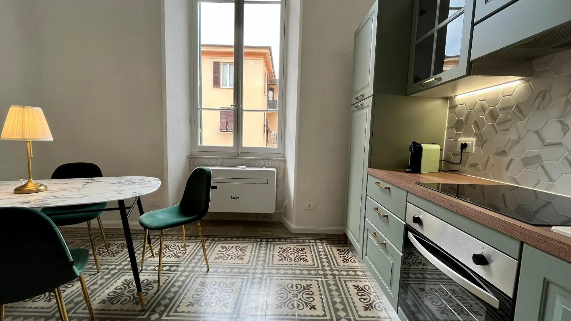 Apartment Ca Nell'Umbertino - A 150 Mt Dalla Stazione La Spezia